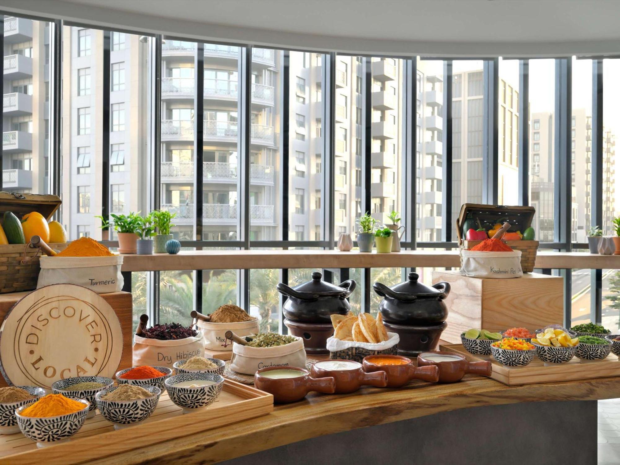 Mercure Dubai Deira Екстериор снимка