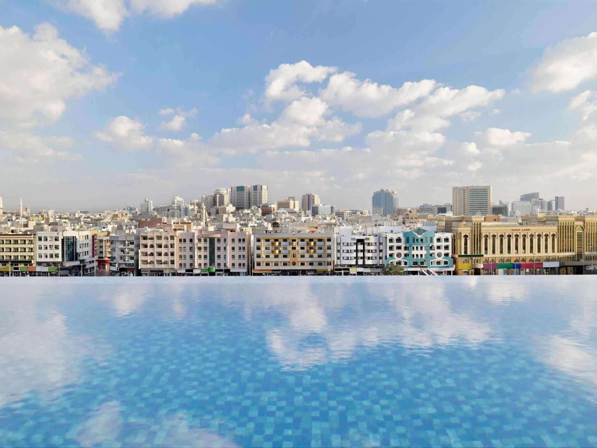 Mercure Dubai Deira Екстериор снимка