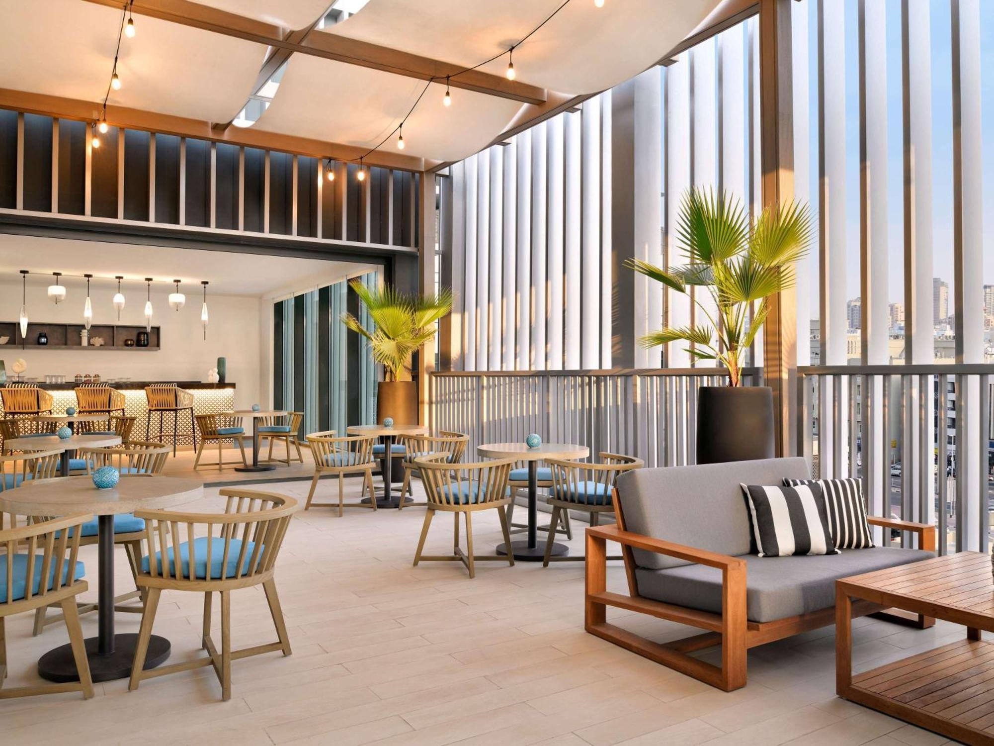 Mercure Dubai Deira Екстериор снимка